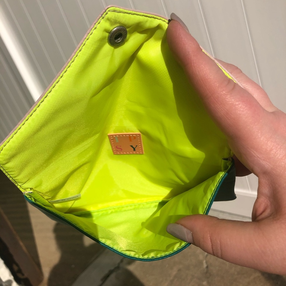 Ipsy Envelope Clutch Style Cosmetic Bag - Picture 8 of 8